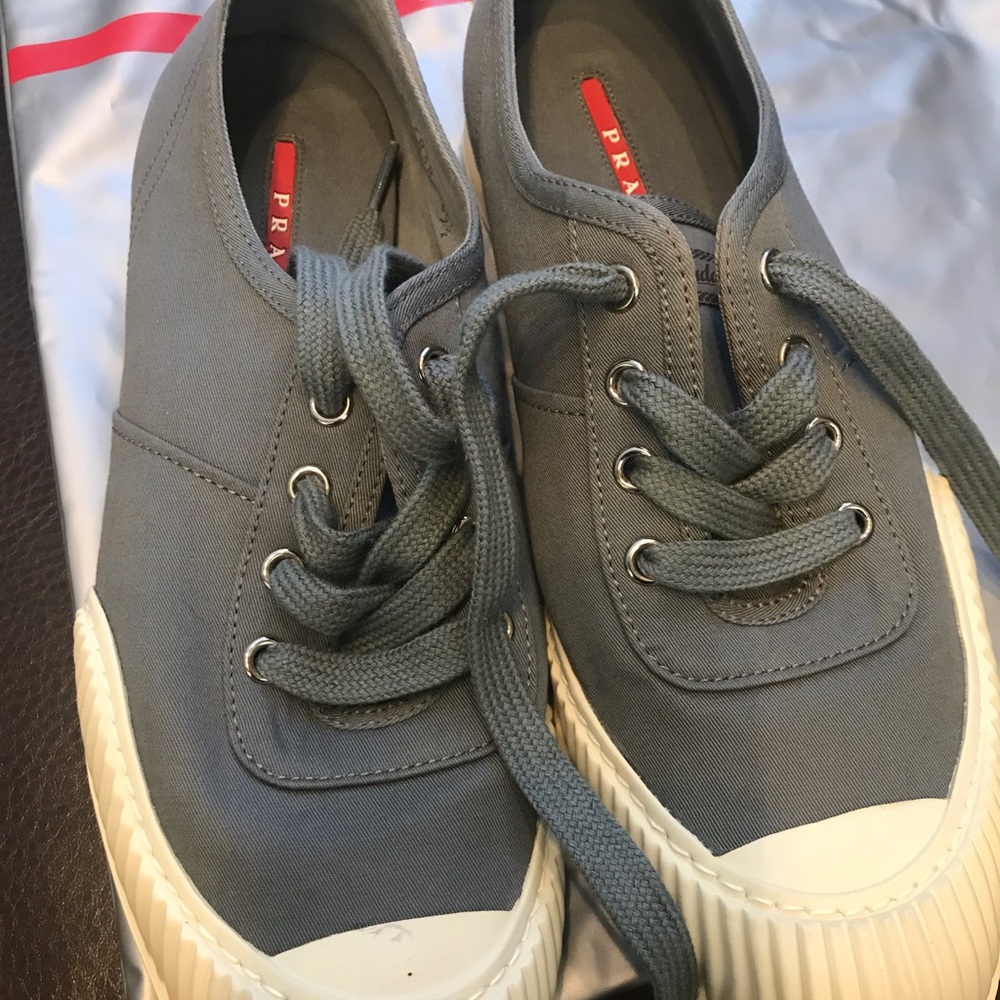 Shoes - Picture 5 of 5